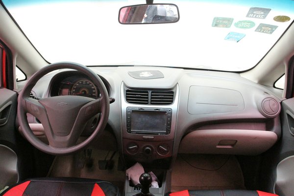 雪佛兰赛欧外形尺寸是多少,雪佛兰赛欧有哪些颜色图片