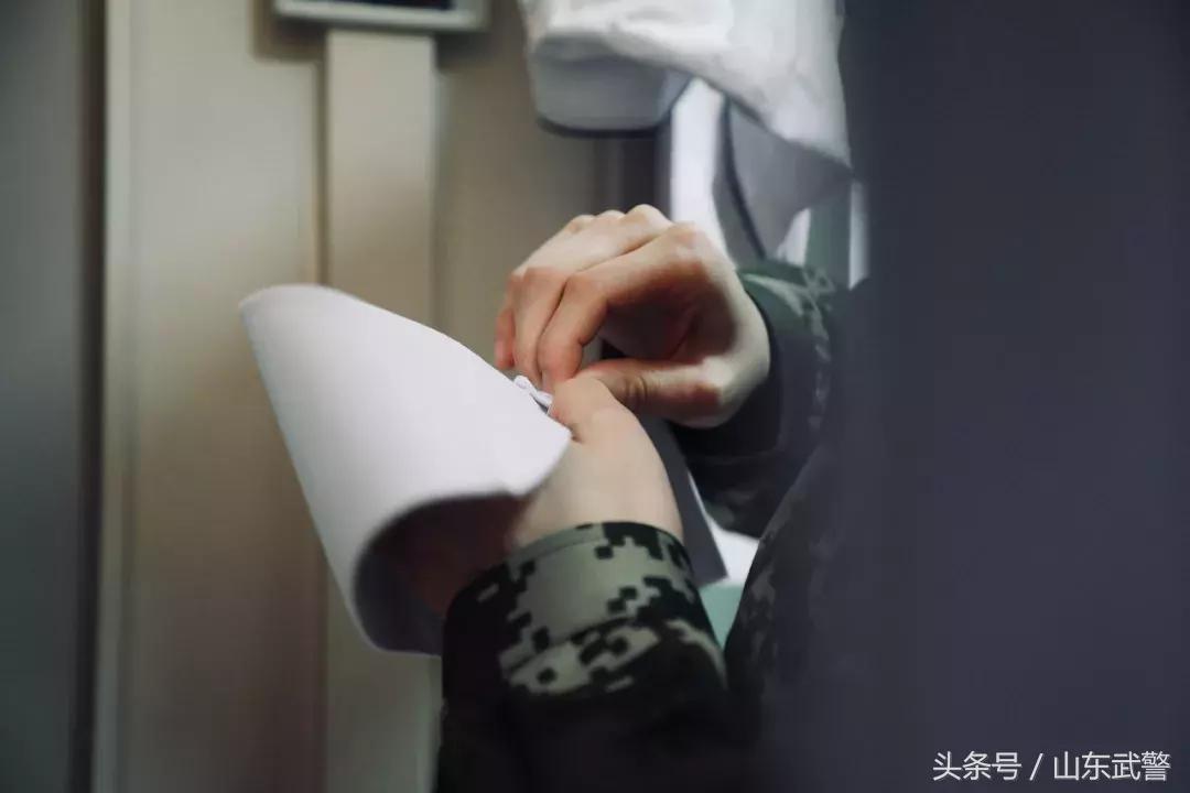 这波感冒来势汹汹,儿科病房爆满!这些医护人员水不敢喝,家不能回!