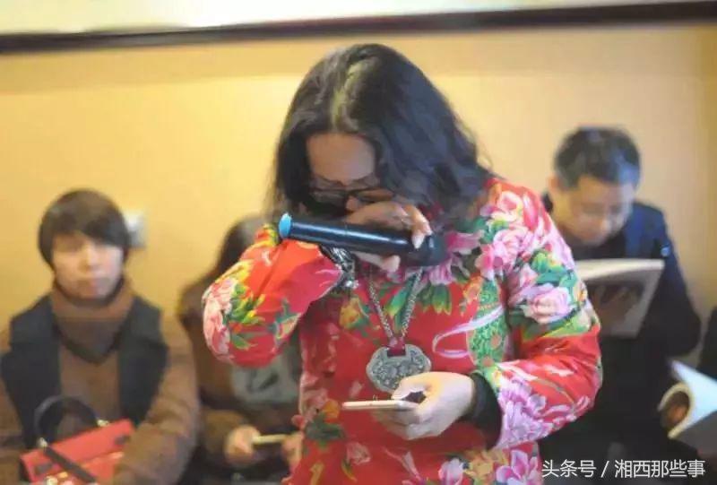 35岁，不想虚度人生，骑摩托车穿越青藏高原，写三本书还多次获奖