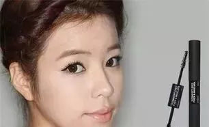 睫毛膏的正确卸妆方法,睫毛膏卸妆的正确方法