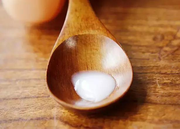 提倡国货需谨慎，被各大美妆博主捧上天的“网红国货”真的好用吗