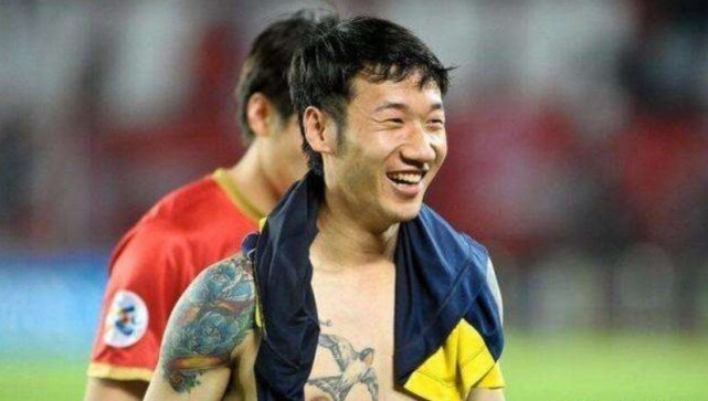 足球十大纹身最多球员,中超纹身球员