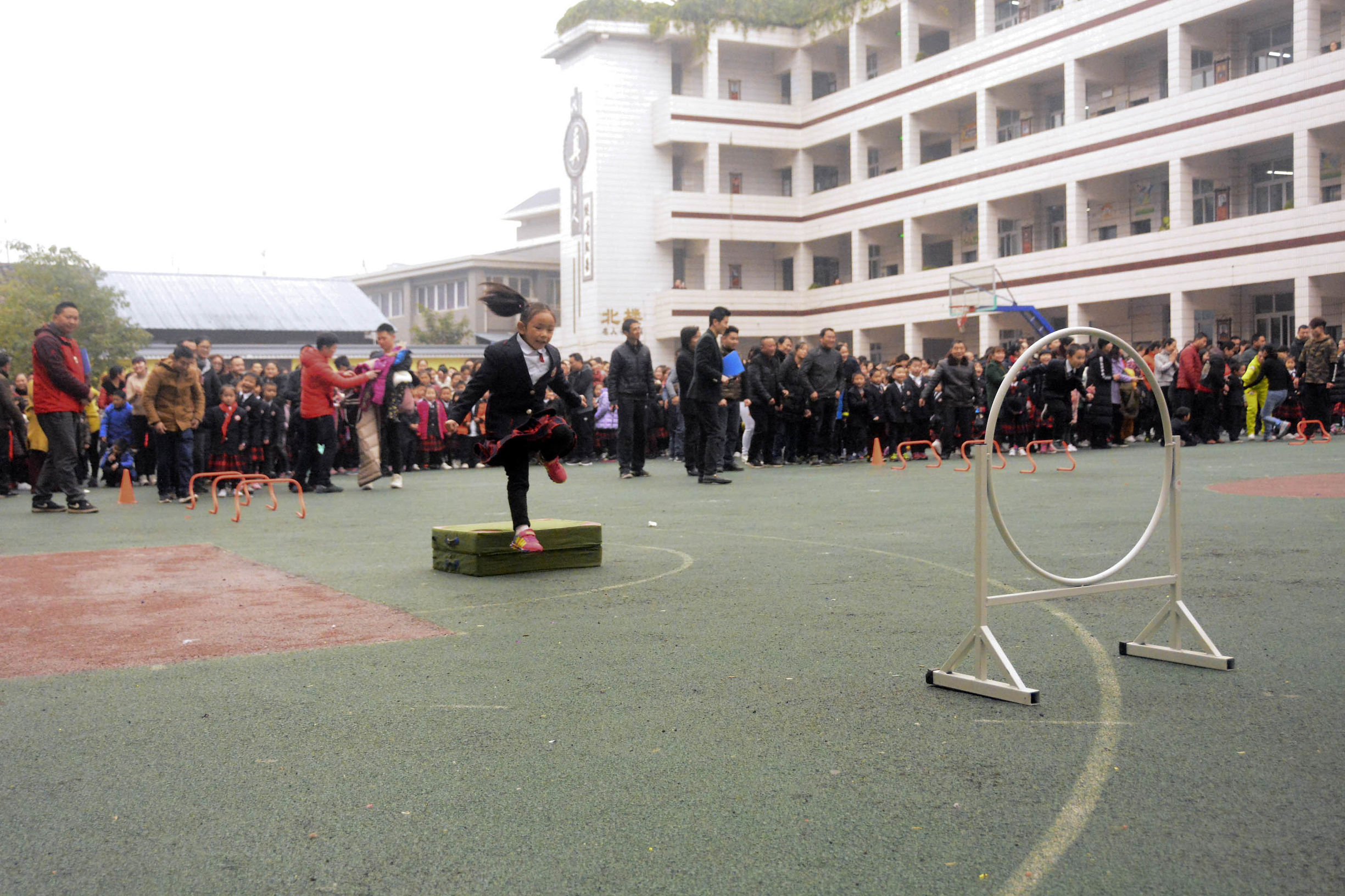 冬季亲子运动会游戏大班,巴州三中运动会