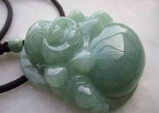 「珠宝小课堂」网购翡翠神仙图,实物丑的让你想不到