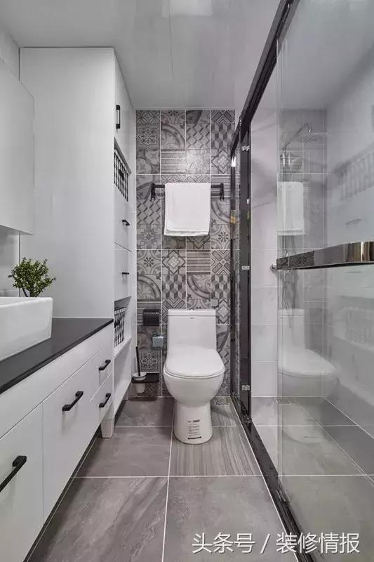 玻璃隔断给你一个宽敞明亮的家,玻璃隔断墙镜面