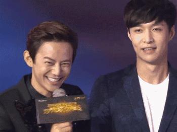 华晨宇张艺兴演唱会对比,华晨宇业内大佬