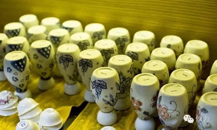 你要是醒着，整座城市陪你失眠 |武汉的11家深夜食堂