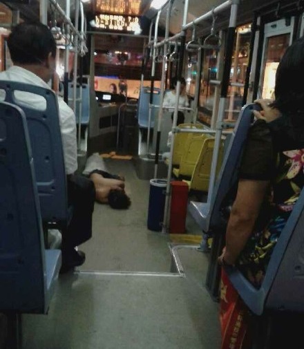 盘点成都各种会遭人甩白眼的行为！你中枪了吗？