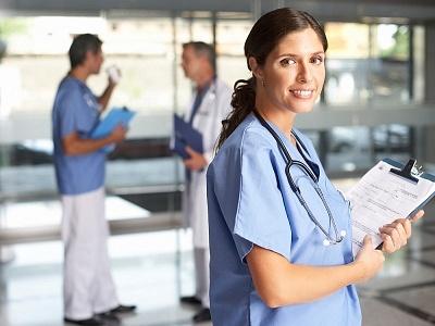 青海:从人文视角看外国医学专家执业理念对医院员工的影响