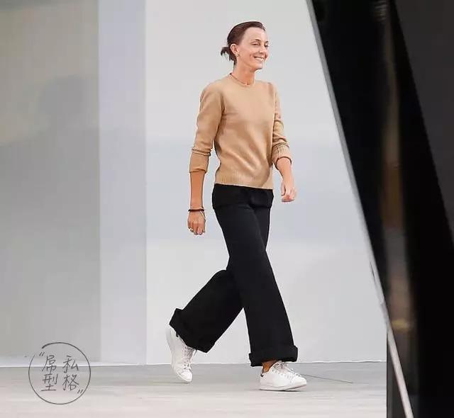 人见人爱小白鞋,人见人爱的小白鞋