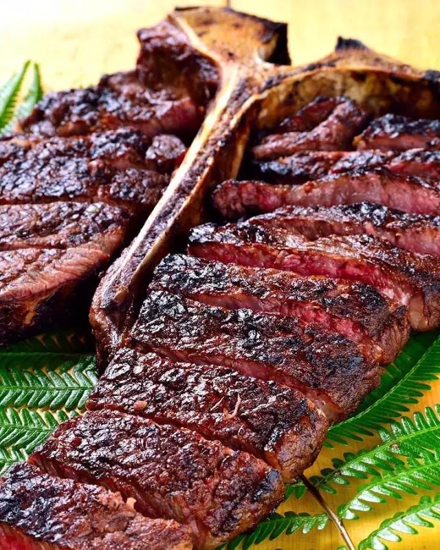 曼莉专栏｜葡萄*妞小**随妈游日本