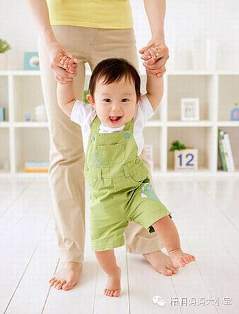 小孩子学走路买学步带吗,学步带带子