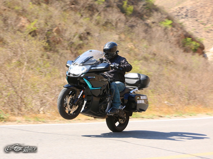 旅行车能不能自驾川藏,春风650国宾进藏旅游