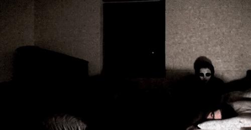 为什么会出现睡眠瘫痪,睡觉频繁出现睡眠瘫痪