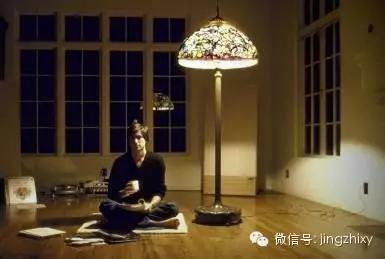 为什么世界各地的女性都喜欢红色,经典蒂芙尼钻戒