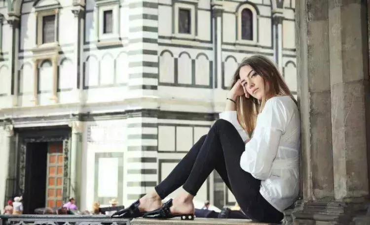 看珍珠鞋如何完胜一众黑靴！RacheleLouisa年终惊喜特惠