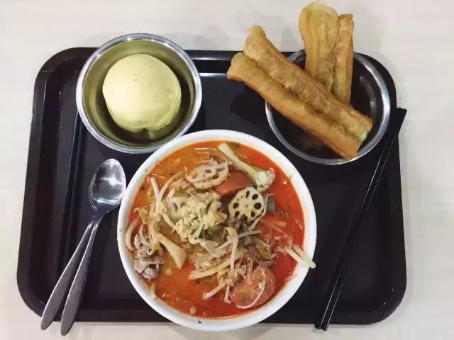 厦门哪里的沙茶面最好吃最正宗,在厦门吃的最好的一次