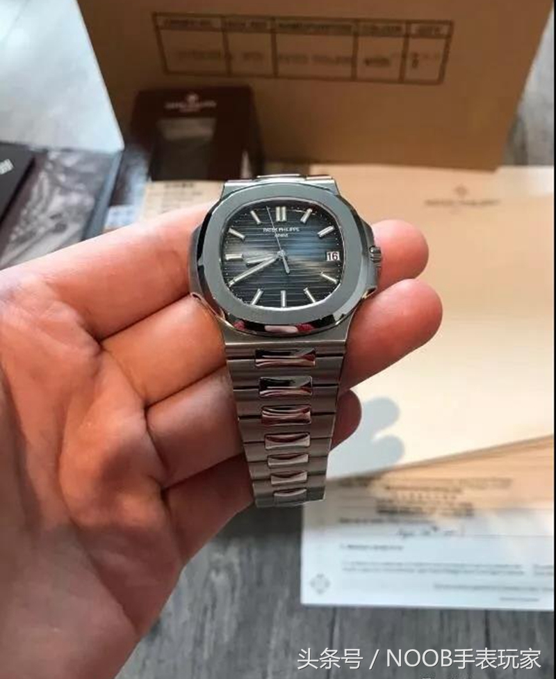 百达翡丽鹦鹉螺5711镶钻腕表,百达翡丽nautilus鹦鹉螺5711