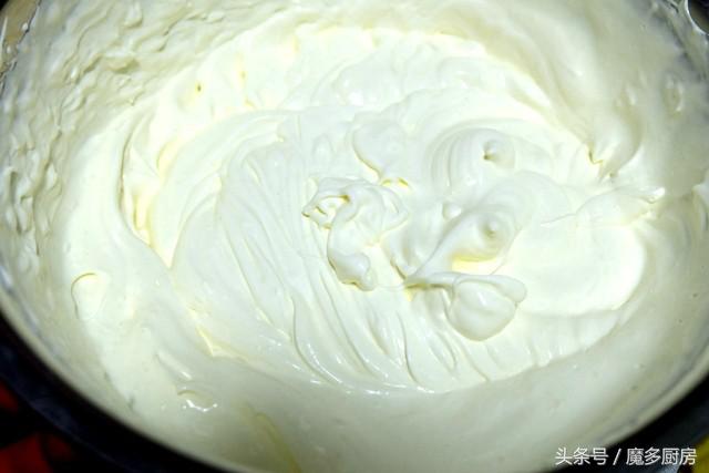 蛋糕教程新手裱花装饰,新手学做蛋糕抹面裱花