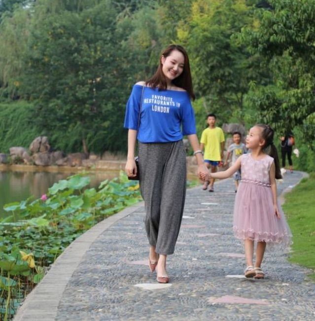 一个手机摄影师,一个摄影师日常记录生活