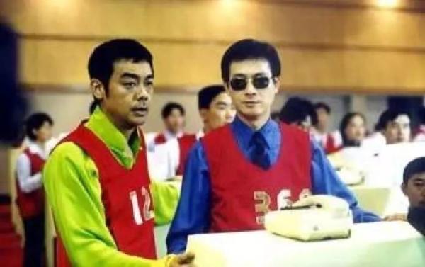 他的剧目一播出，股市就跌，34次中招，上个新闻都会跌