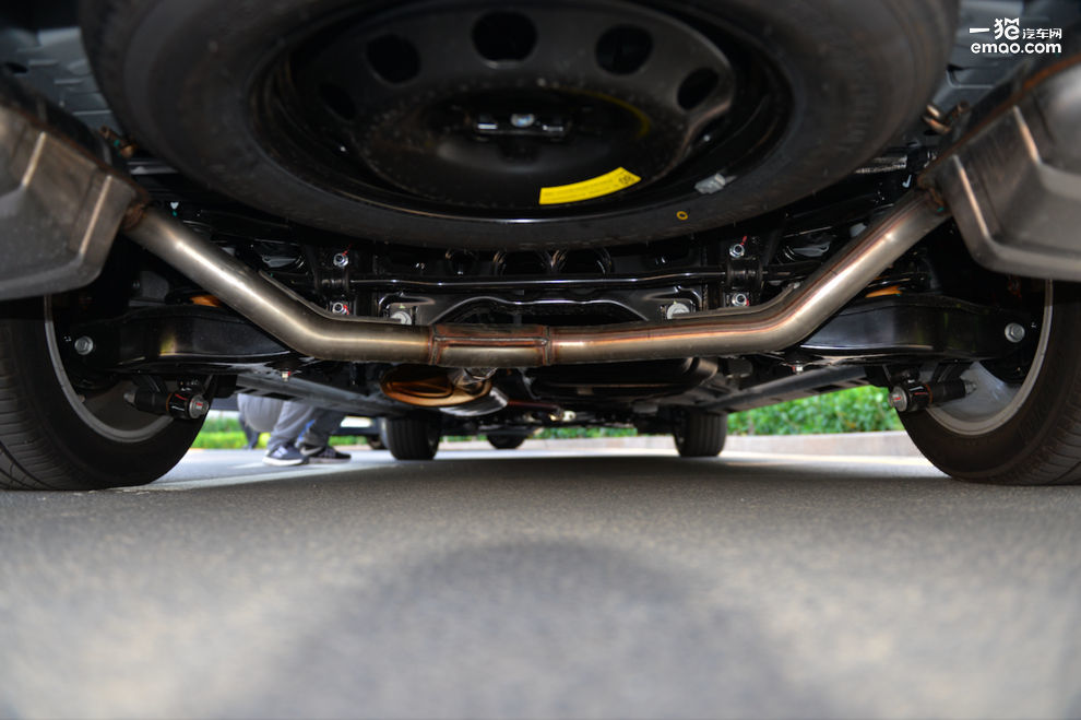 广汽传祺gm8和gl8油耗对比,性价比秒合资前辈试驾广汽传祺gm8