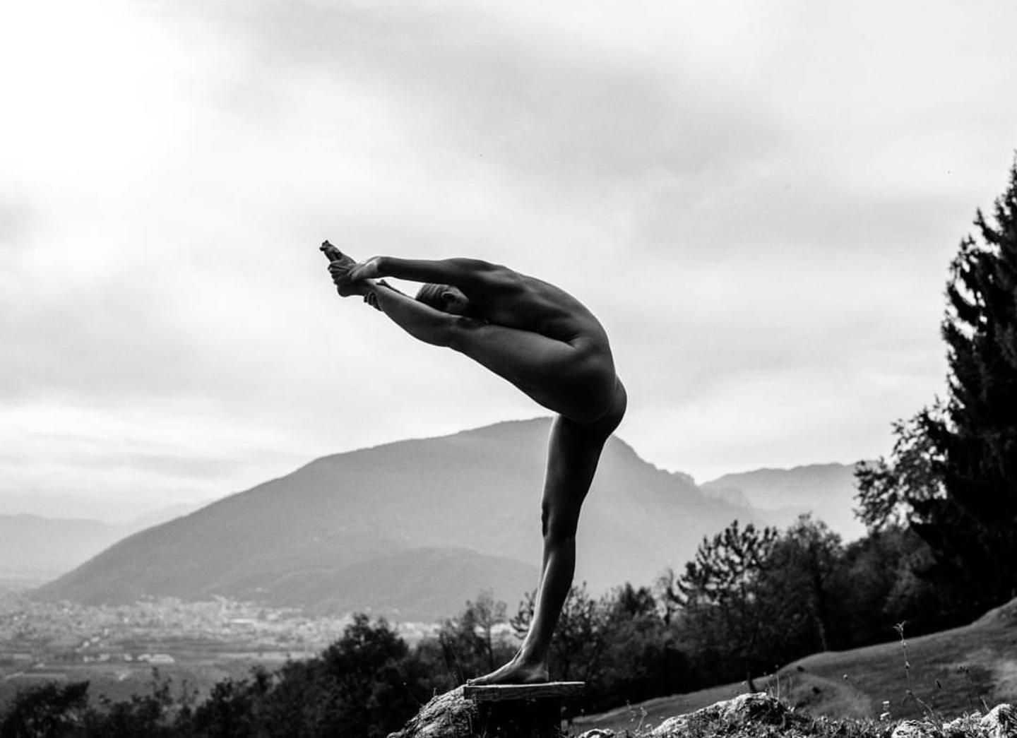 纽约一家健身房新出“裸体”健身课程，你敢去吗？