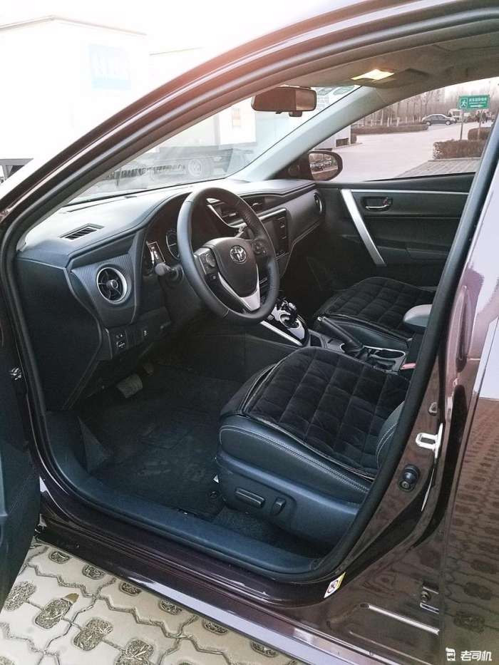 丰田凯美瑞漂亮大气又省油,丰田凯美瑞哪一款最好看最好