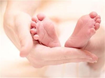 宝宝发烧手脚冰凉怎么办崔玉涛,宝宝发烧手脚冰凉怎么办推拿