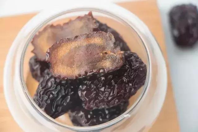 吃红枣真的很补血吗,红枣不煮会补血嘛