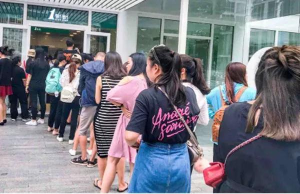 上海最近超火的网红店,上海网红打卡店吃的东西