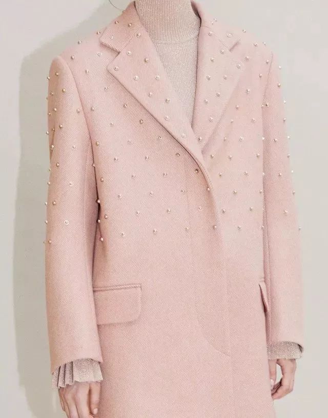 淘衣材服装辅料,2018冬季女装大衣最流行