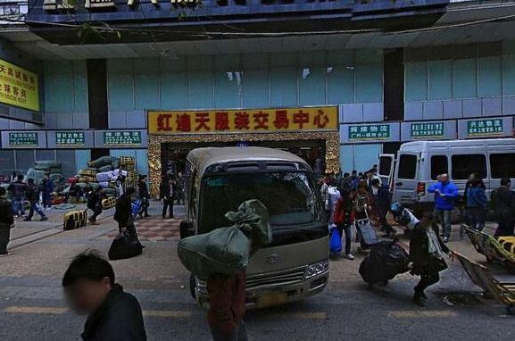 骞垮窞鏈嶈鎵瑰彂甯傚満鍑虹,骞垮窞濂崇敓鏈嶈鎵瑰彂甯傚満