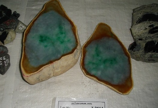 收破烂小伙得一千万,收破烂小伙买石头