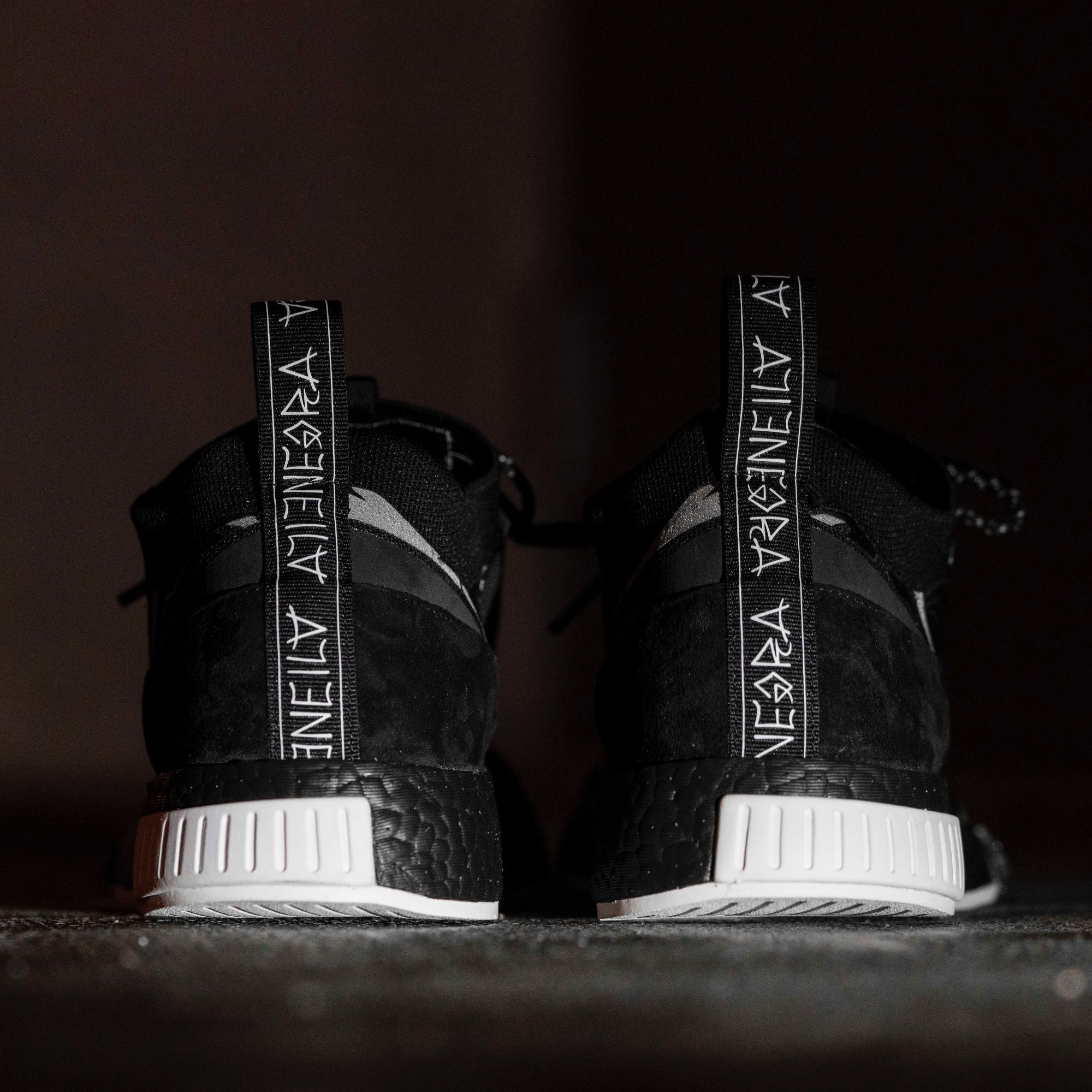 冠希阿迪联名鞋子,冠希哥联名登场