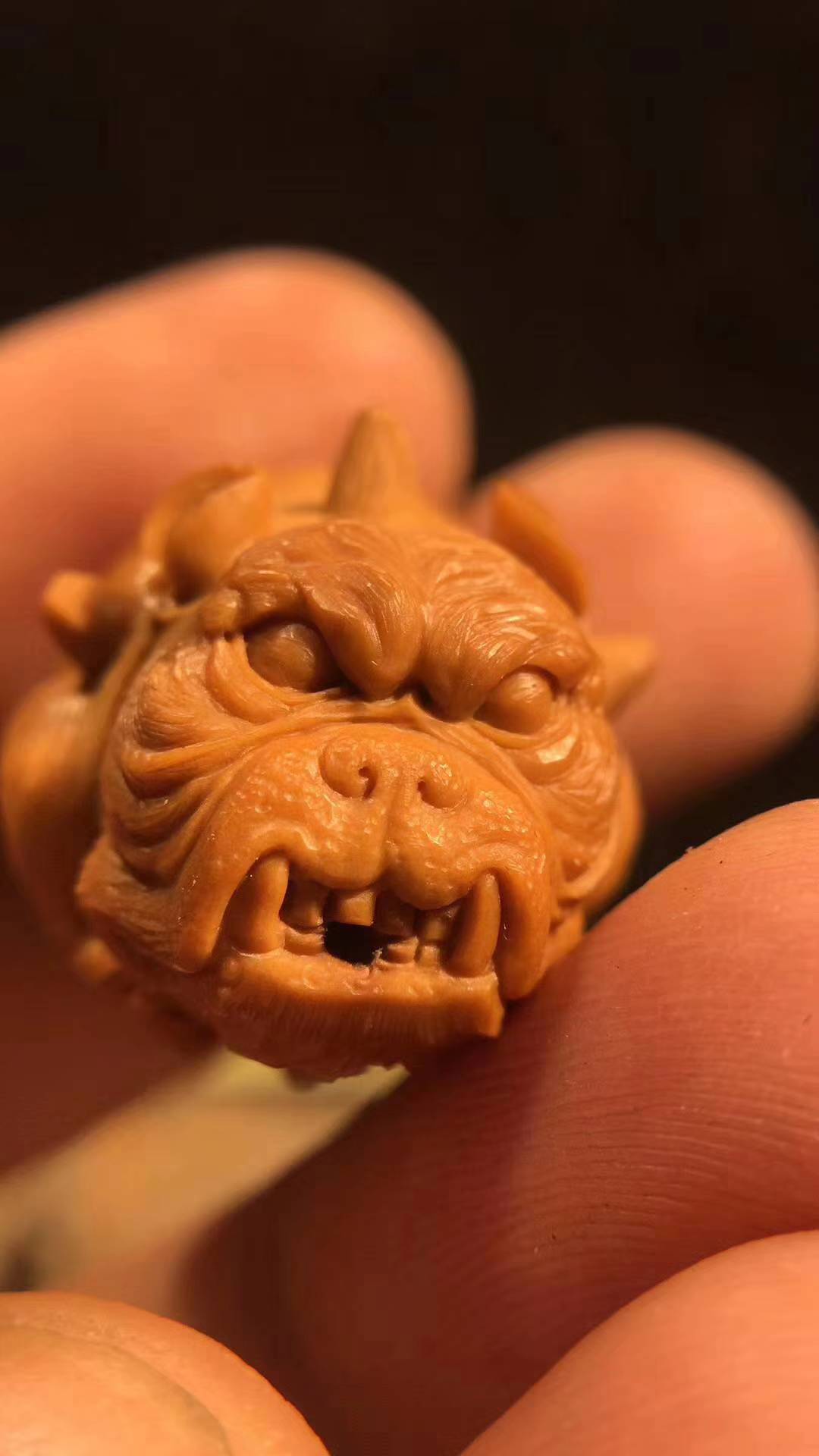 橄榄核雕中雅玩，憨豆，格格巫，泰森，爱因斯坦