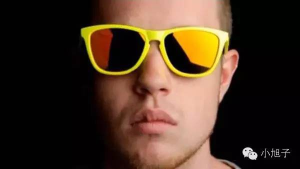 选错太阳镜的危害,夏日防紫外线儿童太阳镜别选错了