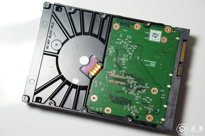 为什么西部数据紫盘4t比3t便宜,西部数据wd4000fyyz4t测评