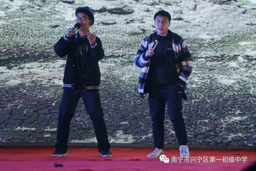 瀛︽牎涓嶅繕鍒濆績鐗㈣浣垮懡娲诲姩鎶ラ亾,涓嶅繕鍒濆績鏍″洯瑙嗛