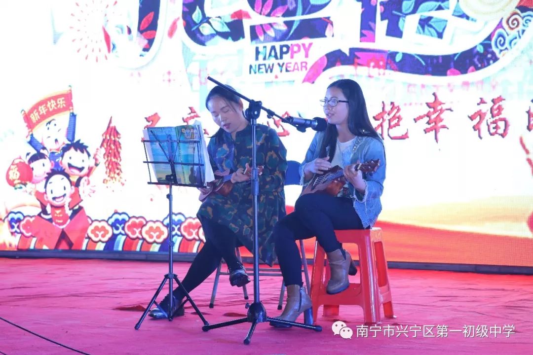 瀛︽牎涓嶅繕鍒濆績鐗㈣浣垮懡娲诲姩鎶ラ亾,涓嶅繕鍒濆績鏍″洯瑙嗛