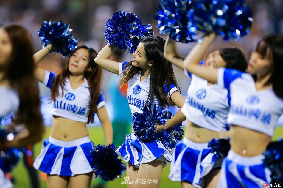 足球拉拉队的介绍,足球拉拉队世界杯欧美