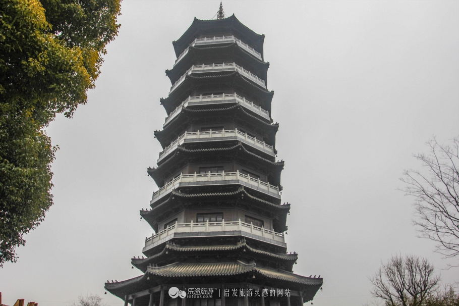 安徽省一个县，人口200万，人均GDP2万，还是管仲故里，真了不起