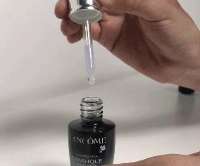 小黑瓶为什么是红色,小黑瓶是不是白里透红