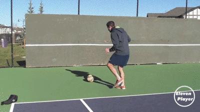 足球训练传球教学视频,足球训练如何独自做好传球训练