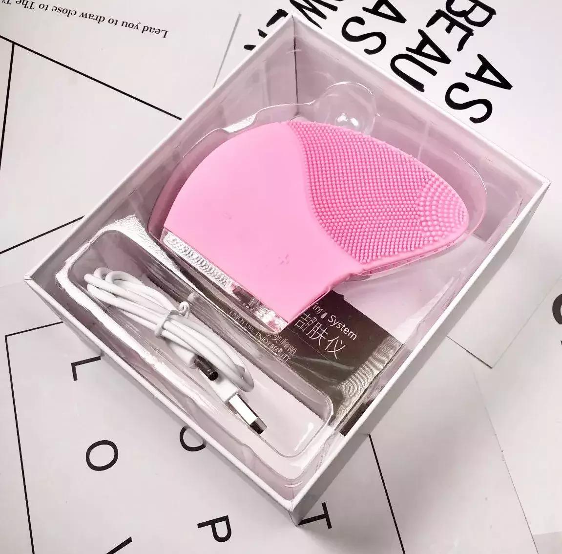 这款洁面仪超火让你的脸更加洁净,价格相对平民而且好用的洁面仪