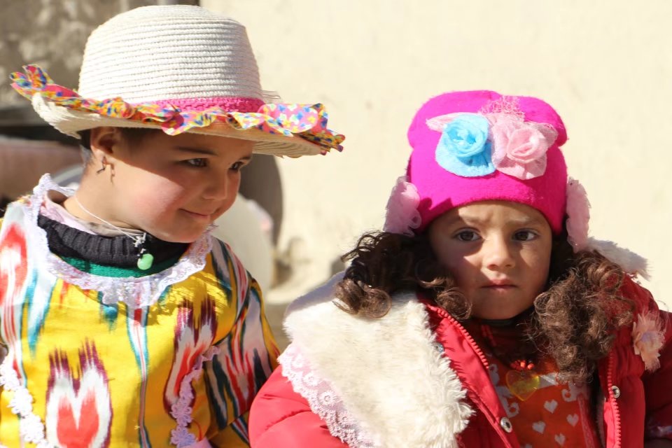 探秘帕米尔高原塔吉克族,帕米尔高原上的塔吉克族族人