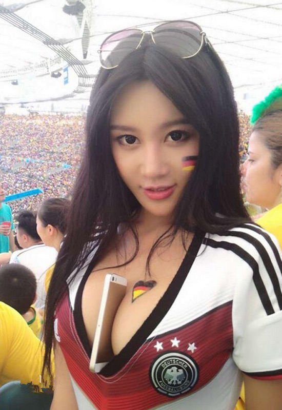 澳门风云2刘嘉玲身材,柳岩澳门风云剧照