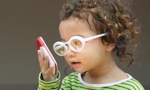 儿童弱视怎么治疗能彻底治好,想要解决孩子问题首先要改变自己