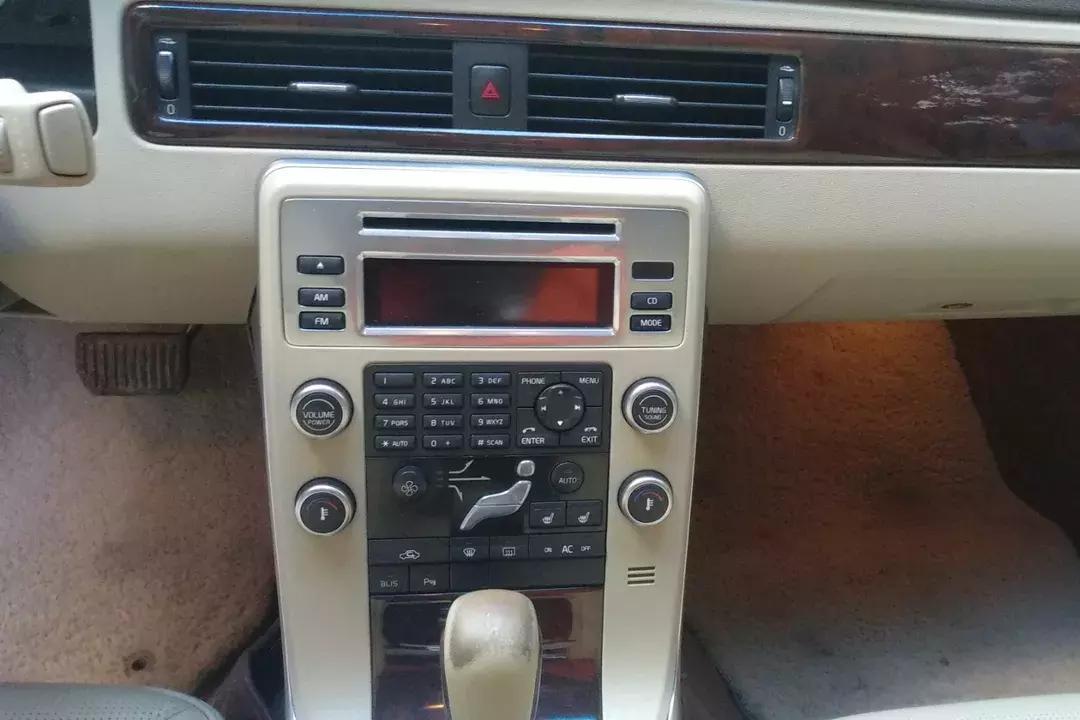 沃尔沃s80l2.5t安全测试,2016年沃尔沃s80l最高配置