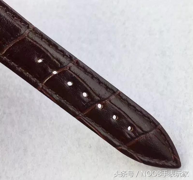 雅典独特表款系列,雅典表老款价格